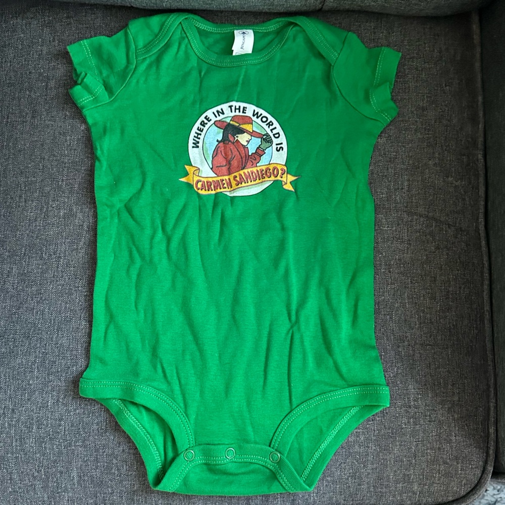 NWOT Where in the World is Carmen Sandiego onesie - Picture 2 of 4